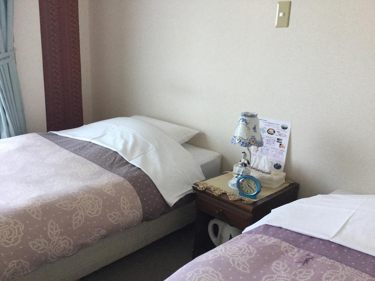 Chiisana Hotel Hanaikada Itō Extérieur photo