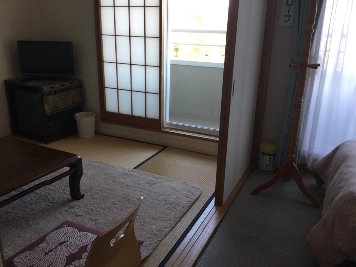 Chiisana Hotel Hanaikada Itō Extérieur photo