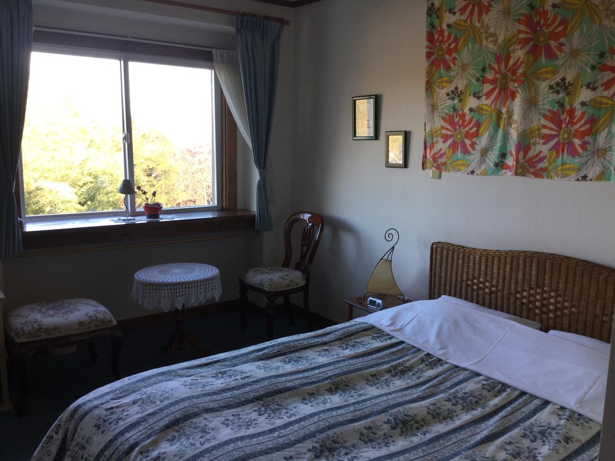 Chiisana Hotel Hanaikada Itō Chambre photo