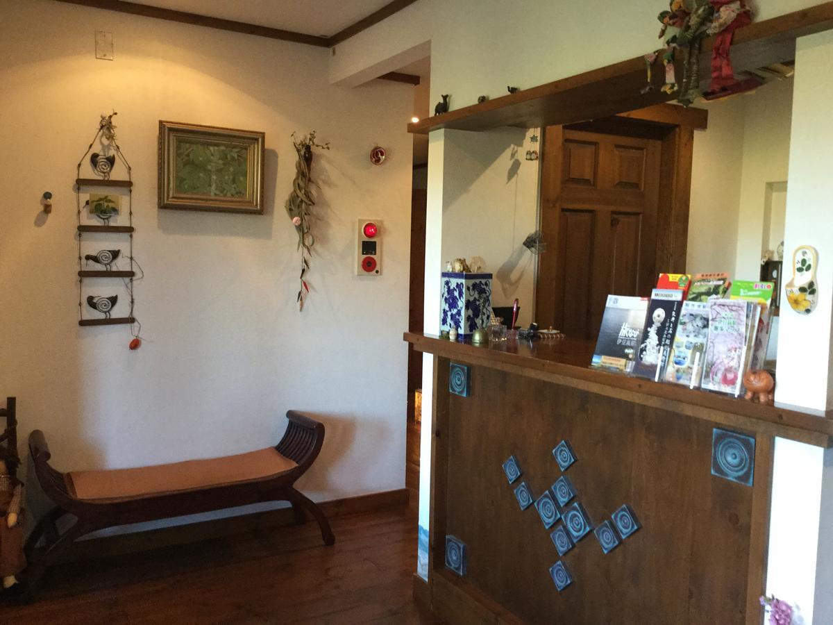 Chiisana Hotel Hanaikada Itō Extérieur photo