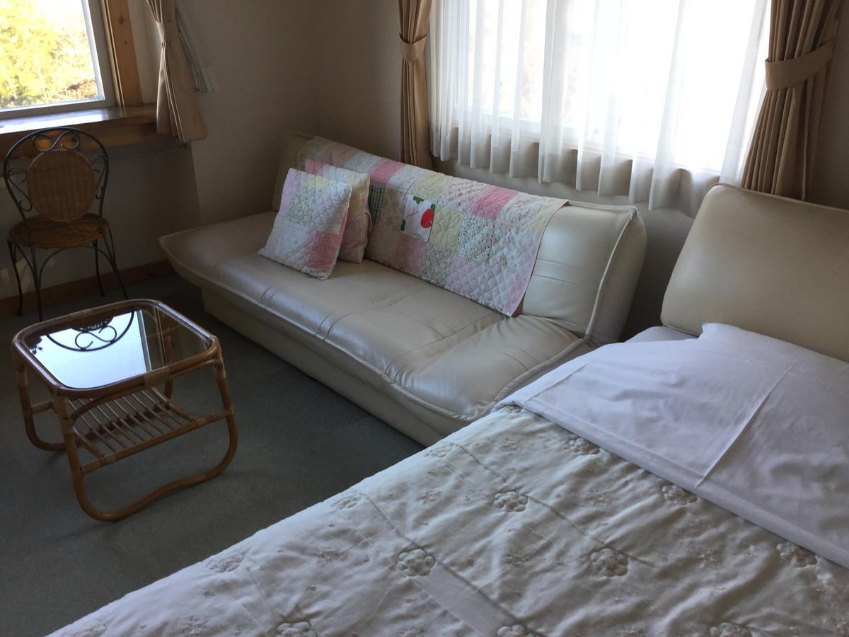 Chiisana Hotel Hanaikada Itō Extérieur photo